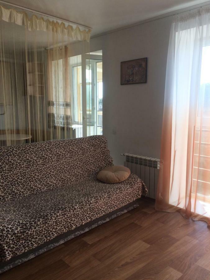 Studio Apartment In Center Полтава Екстер'єр фото